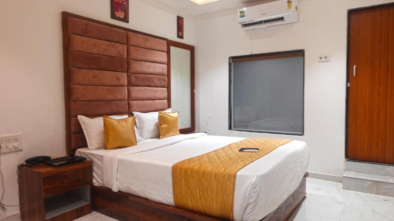 Hotel Palms Residency, Chembur מומביי מראה חיצוני תמונה