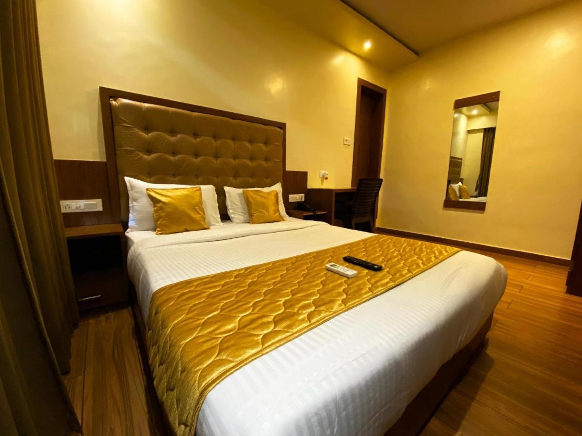 Hotel Palms Residency, Chembur מומביי מראה חיצוני תמונה