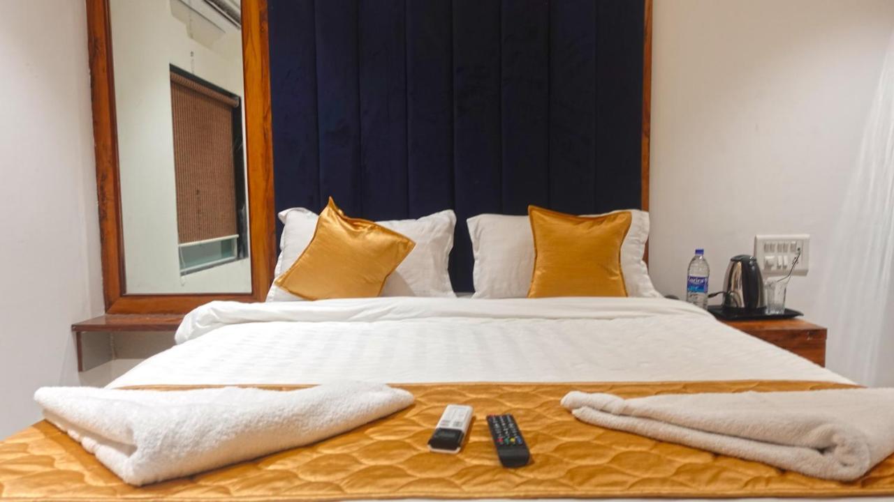 Hotel Palms Residency, Chembur מומביי מראה חיצוני תמונה