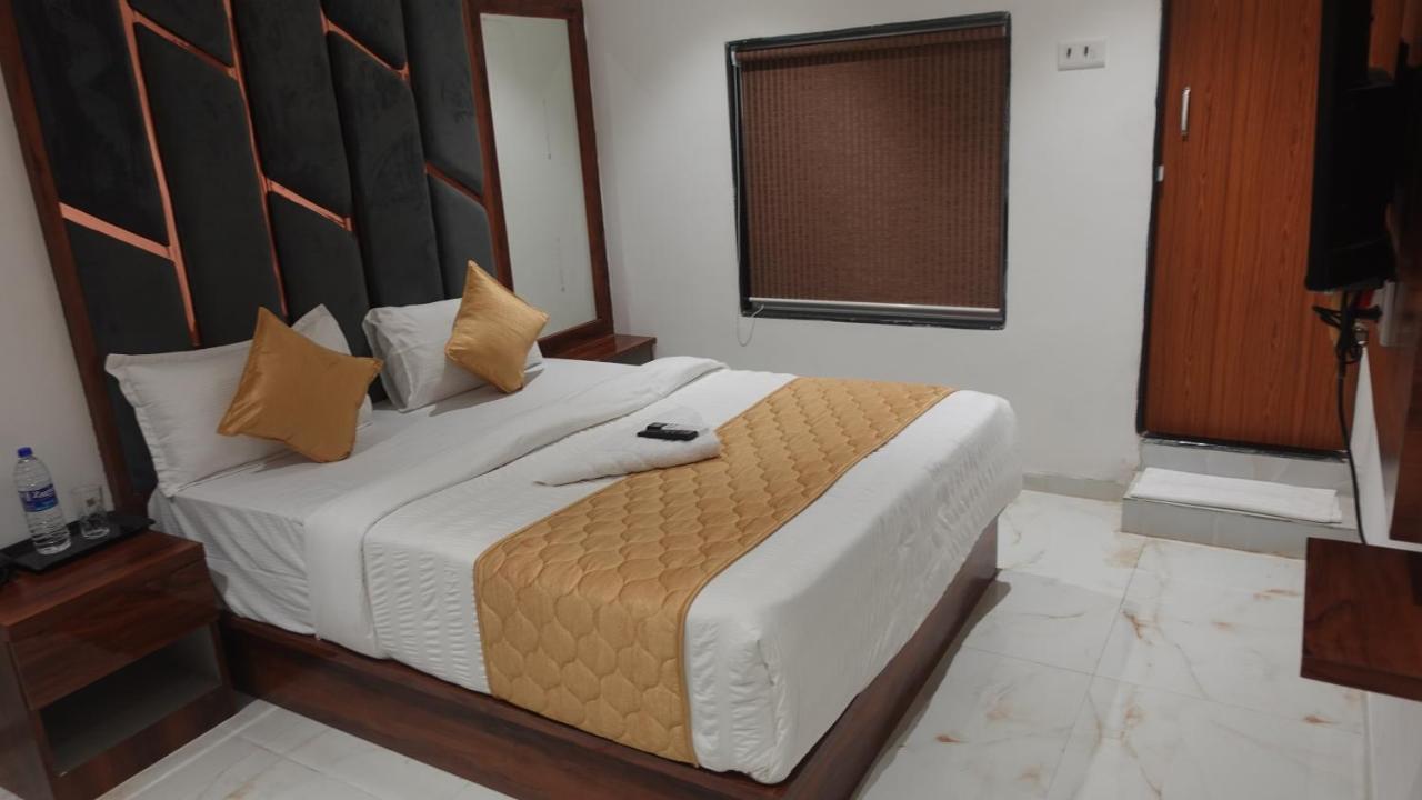 Hotel Palms Residency, Chembur מומביי מראה חיצוני תמונה